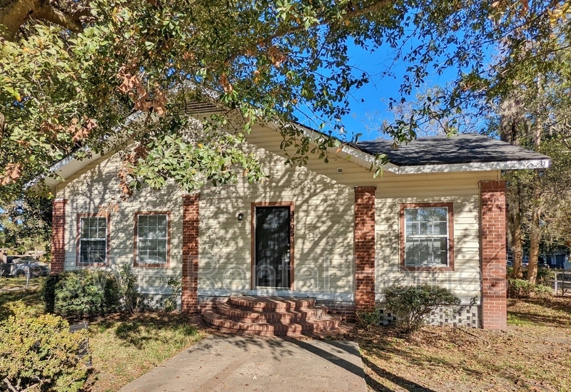 Primary Photo - 3005 W 5th St