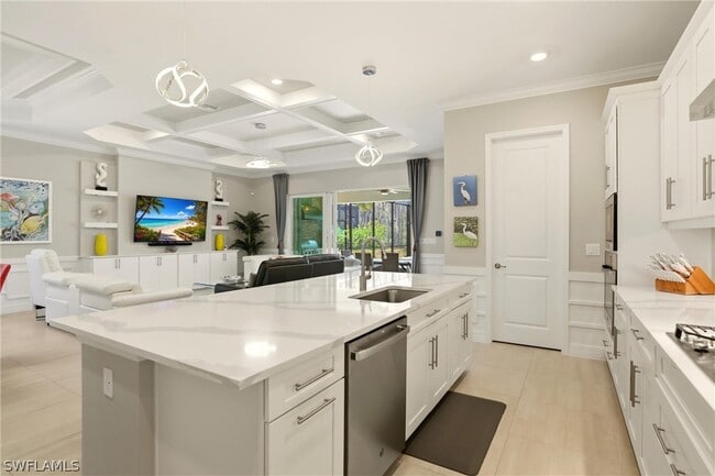 Building Photo - 13615 Blue Bay Cir