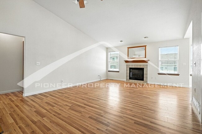 Building Photo - Charming Home with Central AC and Gas Fire...