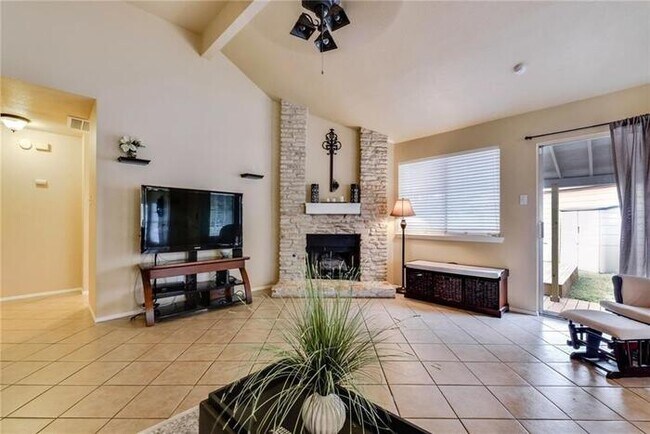 Building Photo - 8903 Shattuck Cove