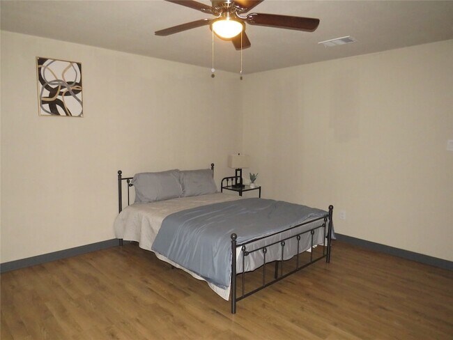 Building Photo - 12069 Joyce Ln