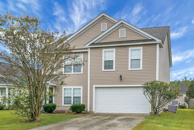 Building Photo - 124 Larkspur Dr