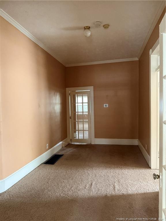 Building Photo - 300 Highland Ave