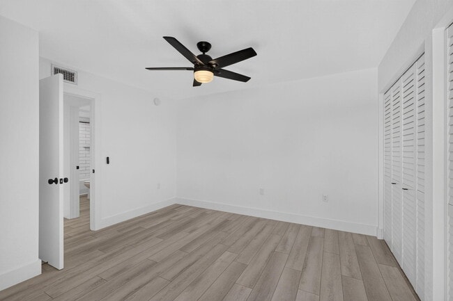 Building Photo - 2101 21st Way