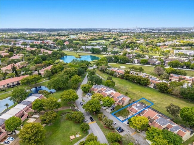 Building Photo - 10137 Costa Del Sol Blvd