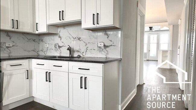 Building Photo - 1350 S Kedvale Ave