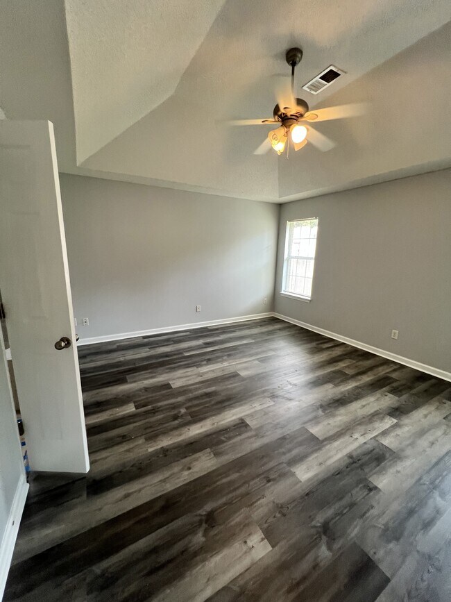 Building Photo - 6847 Kerry Valley Ln