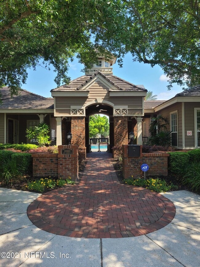 Building Photo - 10000 GATE Pky