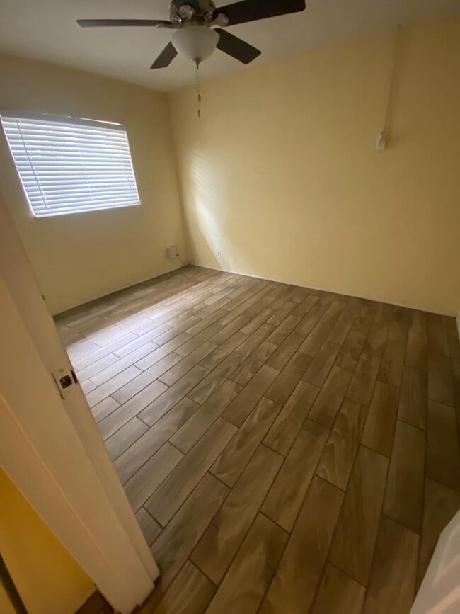 Building Photo - 5801 6th St