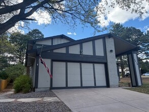 Building Photo - Beautiful home for rent in Cheyenne Mountain School District (D12) @ Country Club Estates!