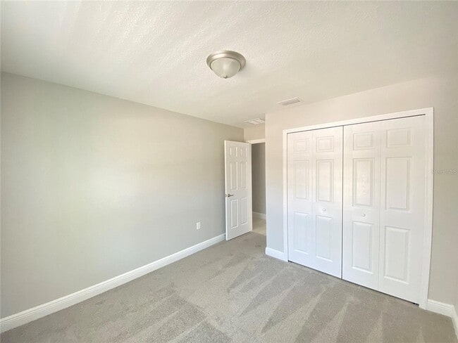 Building Photo - 2649 SW 152nd Ln