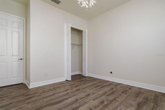 Building Photo - 12031 Medley Terrace