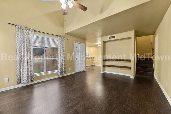 Building Photo - 5516 Boca Raton Blvd