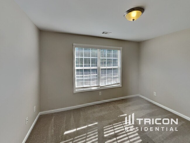 Building Photo - 131 Ruland Cir