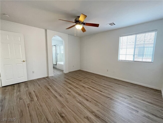 Building Photo - 9758 W Hanover Grove Ave