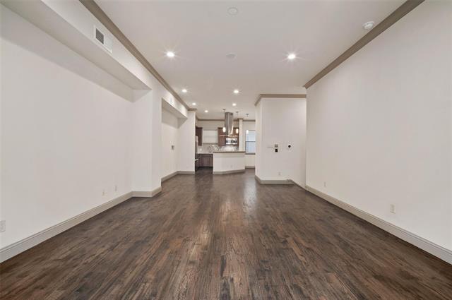 Building Photo - 3142 Ross Ave