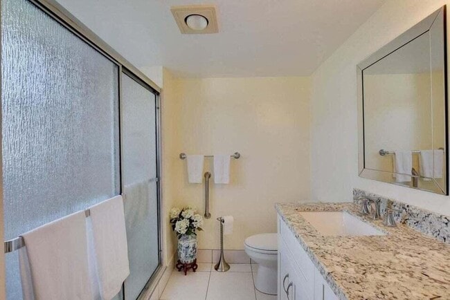 Building Photo - 14527 Bonaire Blvd