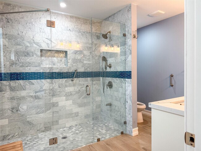 Building Photo - 17420 St