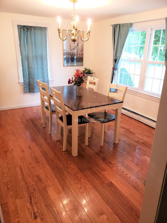 Building Photo - 26 Worthington Ave