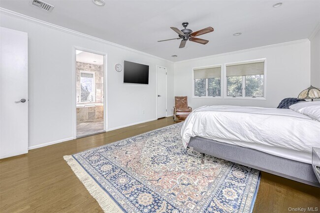 Building Photo - 12 Evergreen Ct