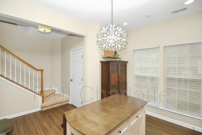 Building Photo - 11503 Destin Ln