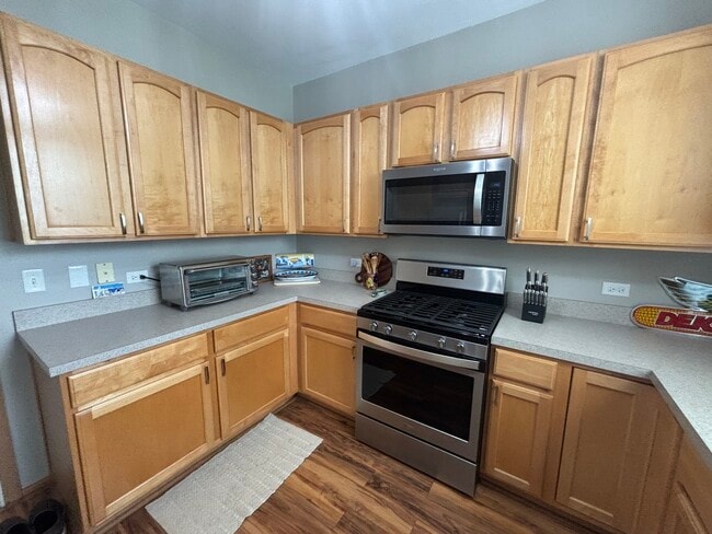 Building Photo - 1523 Grand Dr