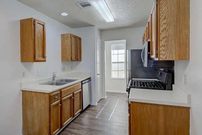 Building Photo - 8118 West Gate Blvd