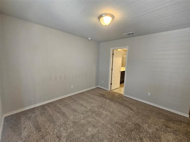 Building Photo - 1721 Artesian Spgs Xing