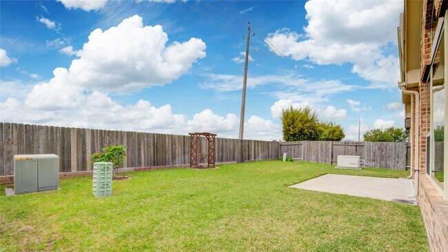 Building Photo - 1644 Longwood Glen Ln