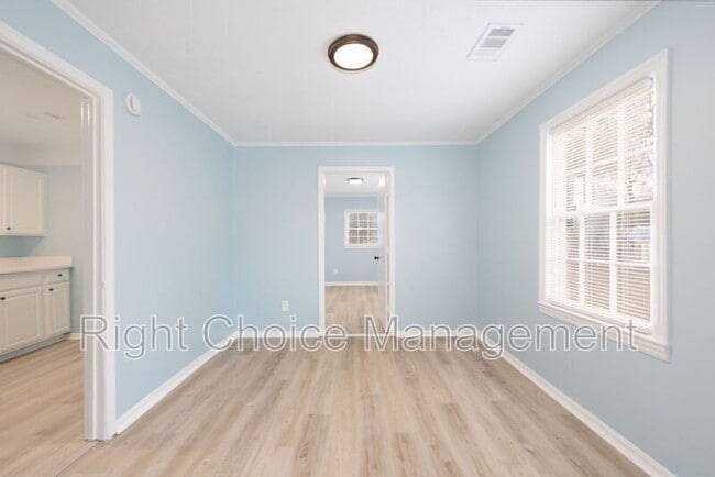 Building Photo - 519 Parkchester Dr