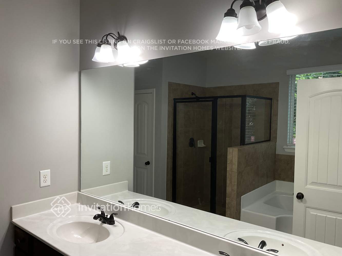 Building Photo - 1808 Global Dr