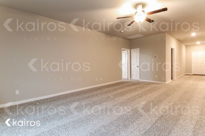 Building Photo - 913 NW 4th St