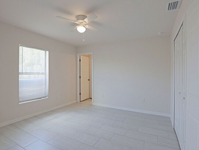 Building Photo - Cape Coral 828