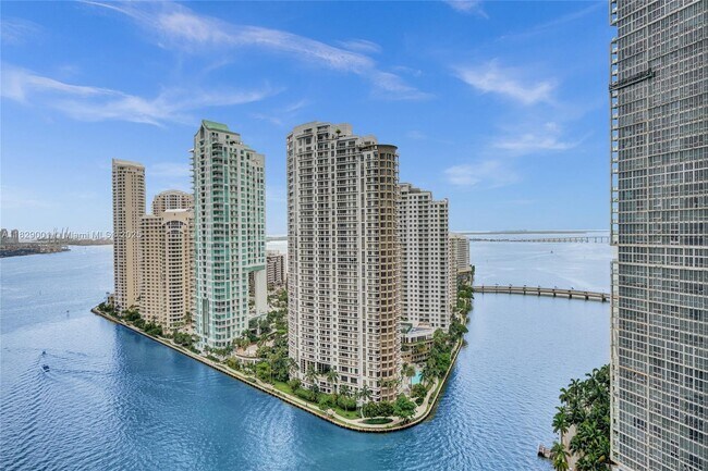 Building Photo - 300 Biscayne Blvd Way