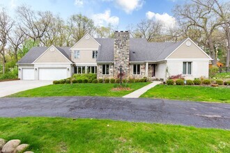 Building Photo - SOPHISTICATED COMFORT in HISTORIC FRANKLIN