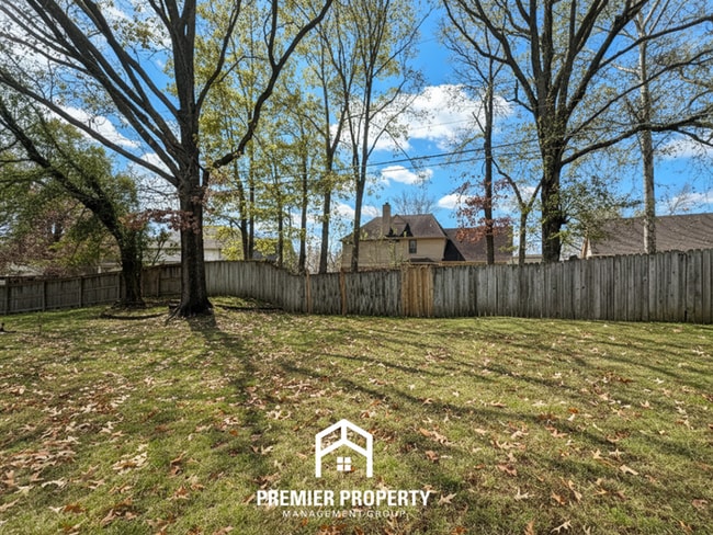 Building Photo - 8842 Aspen View Cove