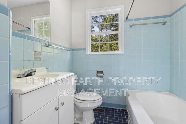 Building Photo - 149 Rose Dr