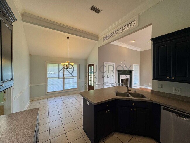 Building Photo - 103 Canter Cove