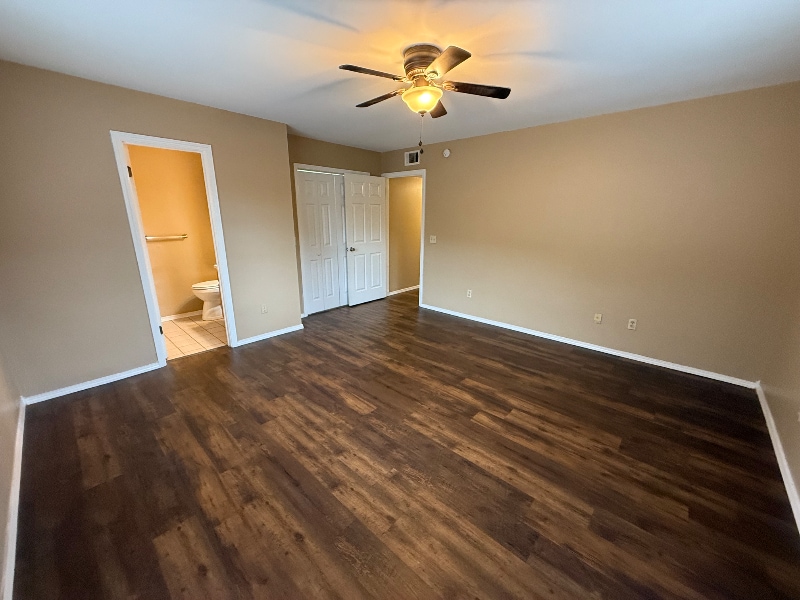 Building Photo - 305 Preston Dr