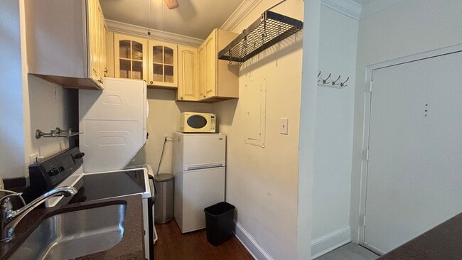 Building Photo - Lovely 1 BR/1 BA Condo in Georgetown!