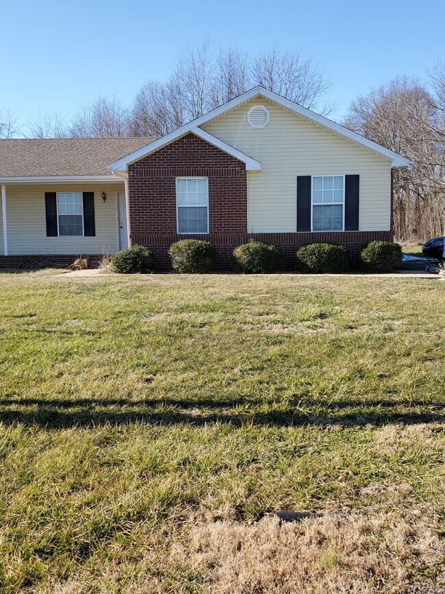 101 Cheyenne Dr 101 Cheyenne Dr Campbellsville KY 42718 Apartment