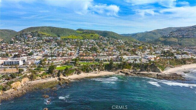 Building Photo - 376 Cliff Dr