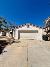 Building Photo - 589 Iona Ct