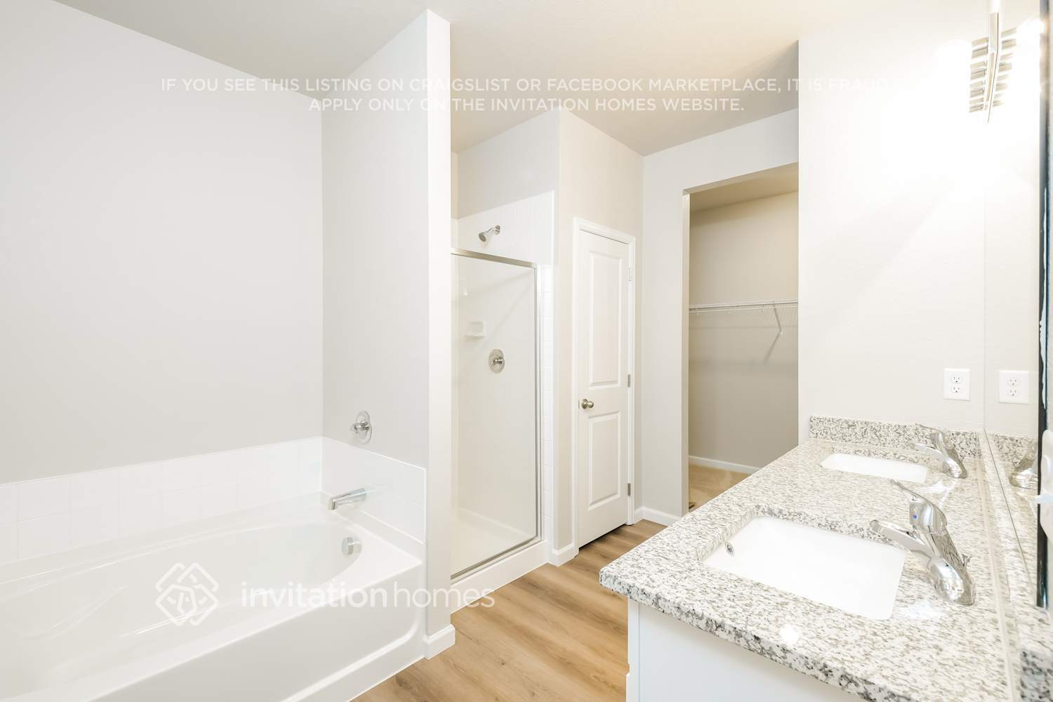 Building Photo - 1055 Long Meadows St