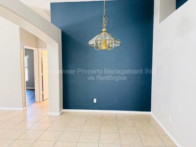 Building Photo - 2506 Oneida Loop