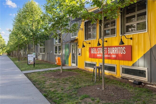 Building Photo - 791 Wylie St SE