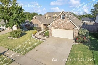 Building Photo - 10227 N 120th E Ave