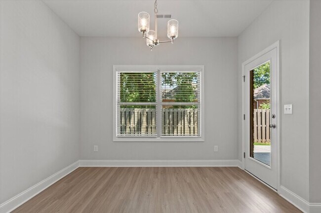 Building Photo - 1795 Stampede Cir