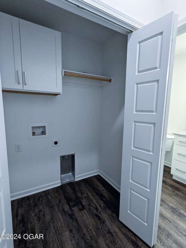 Building Photo - 410 Alex Jordan Dr.