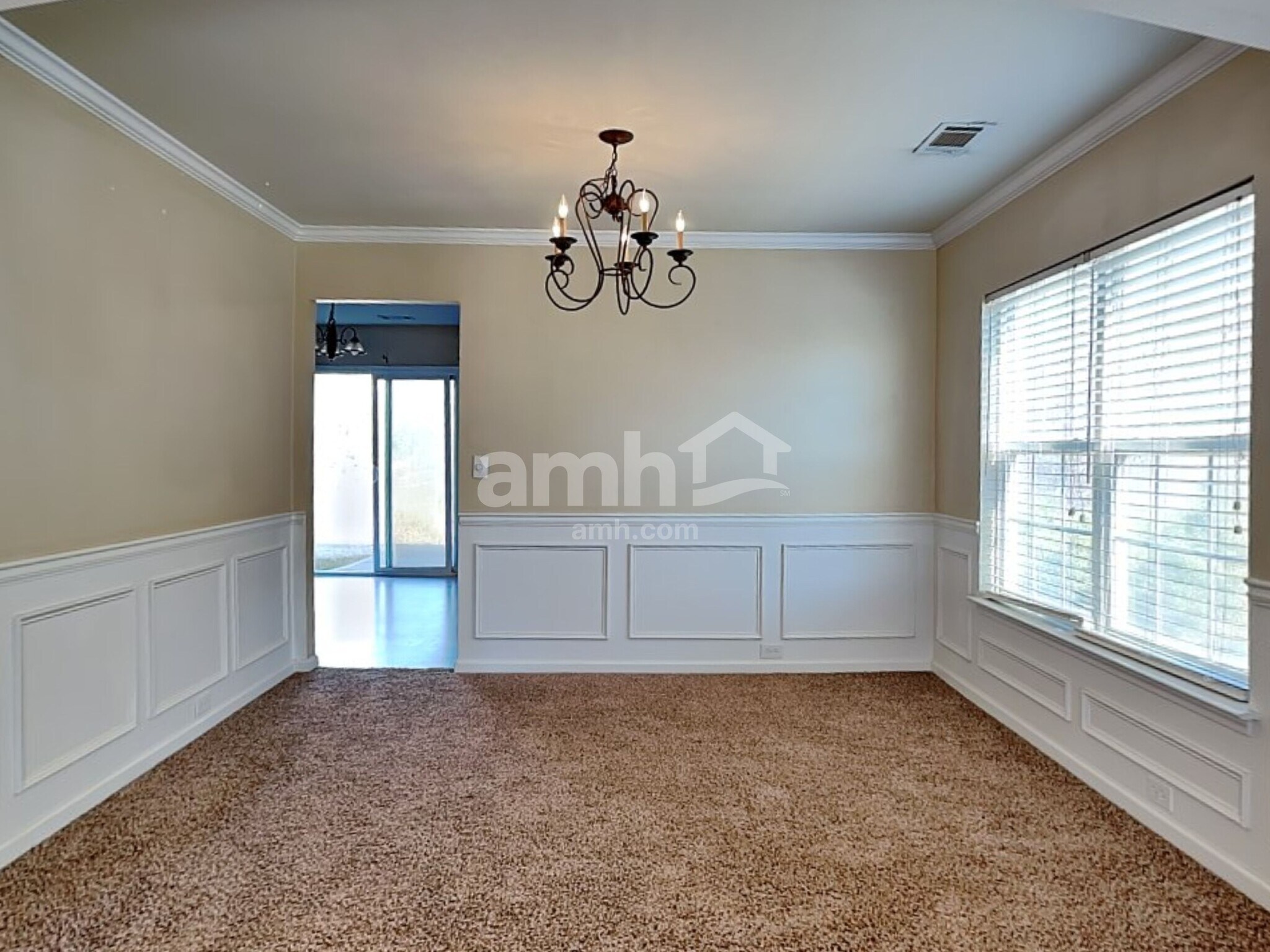 Building Photo - 206 Wild Dogwood Way